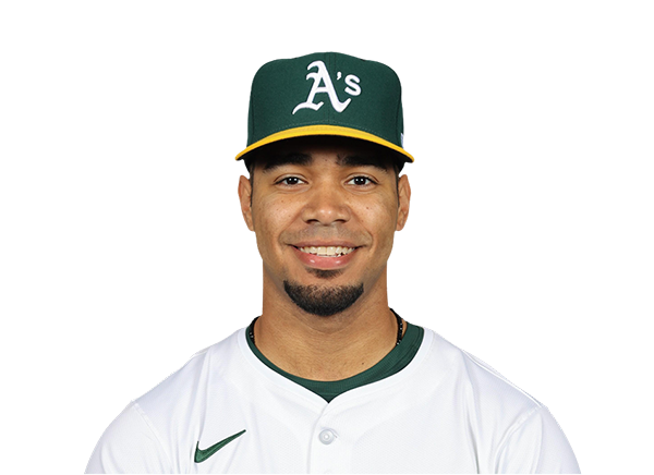 Darell Hernaiz headshot